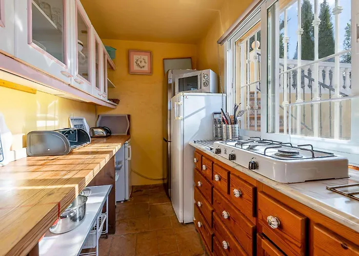 Хостел Roca One-bedroom Flat