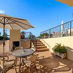 Roca One-bedroom Flat Hostel Εστεπόνα